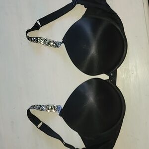 Victoria's Secret Very Sexy Push Up